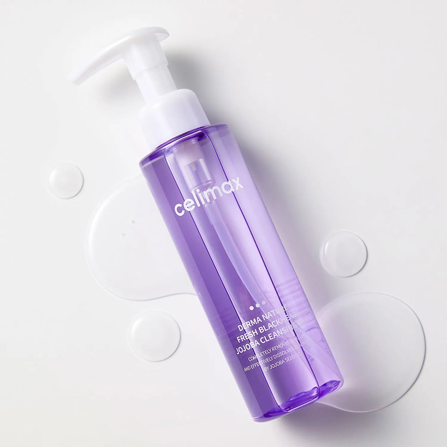 💜 Celimax Derma Nature Fresh Blackhead Jojoba Cleansing Oil
زيت تنظيف لطيف يساعد على إزالة المكياج والشوائب والدهون مع تنظيف المسام وتقليل مظهر الرؤوس السوداء