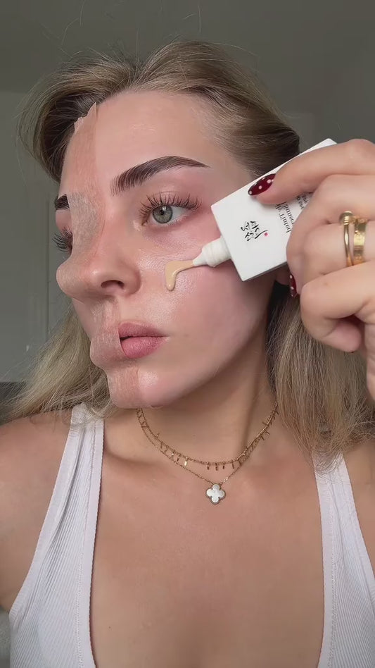 واقي شمسي ملون سائل القوام من بيوتي اوف جوسيون الكورية 🇰🇷

✨ Beauty of Joseon Tinted Fluid Sunscreen SPF50+ PA++++
واقي شمس ملون بتركيبة خفيفة يمنح حماية عالية من أشعة الشمس مع توحيد طبيعي للون
