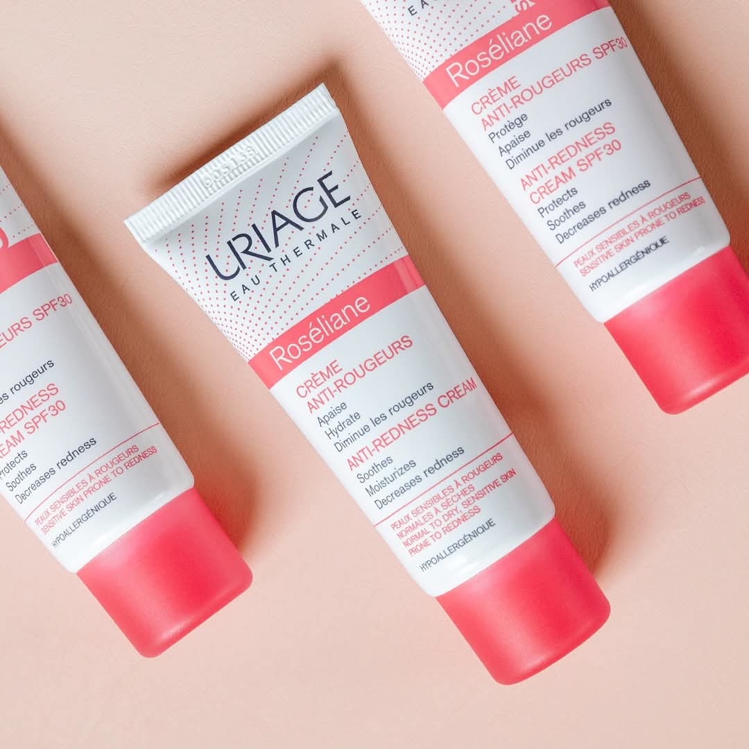 كريم روزيليان المضاد للوردية من يورياج الفرنسية 🇲🇫
 Uriage Roséliane Anti-Redness Cream 40ml
موجّه للبشرة الحساسة المعرّضة للاحمرار والتهيّج