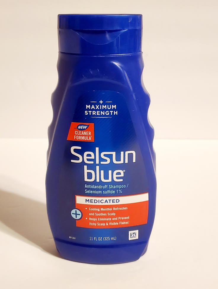 سيلسن بلو الطبي للشعر من Selsun Blue 🇺🇸
✨ Selsun Blue Medicated Shampoo
 شامبو علاجي مخصص لمكافحة القشرة والحكة وتهيج فروة الرأس، بتركيبة فعالة تساعد على تنظيف الفروة وترك الشعر منتعشاً وصحياً.